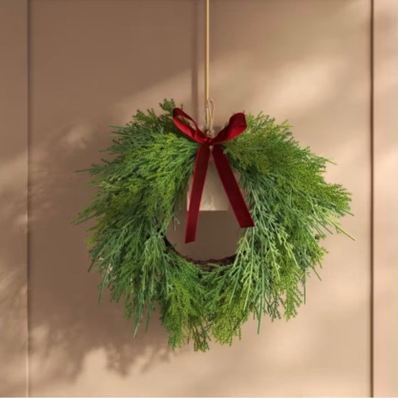 Christmas Draping Cedar Mini Wreath (Set of 2) - Room Essentials Target 2024 - Picture 3 of 5